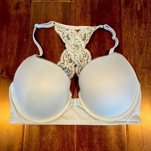 Victorias Secret front closure racer back lace bra
